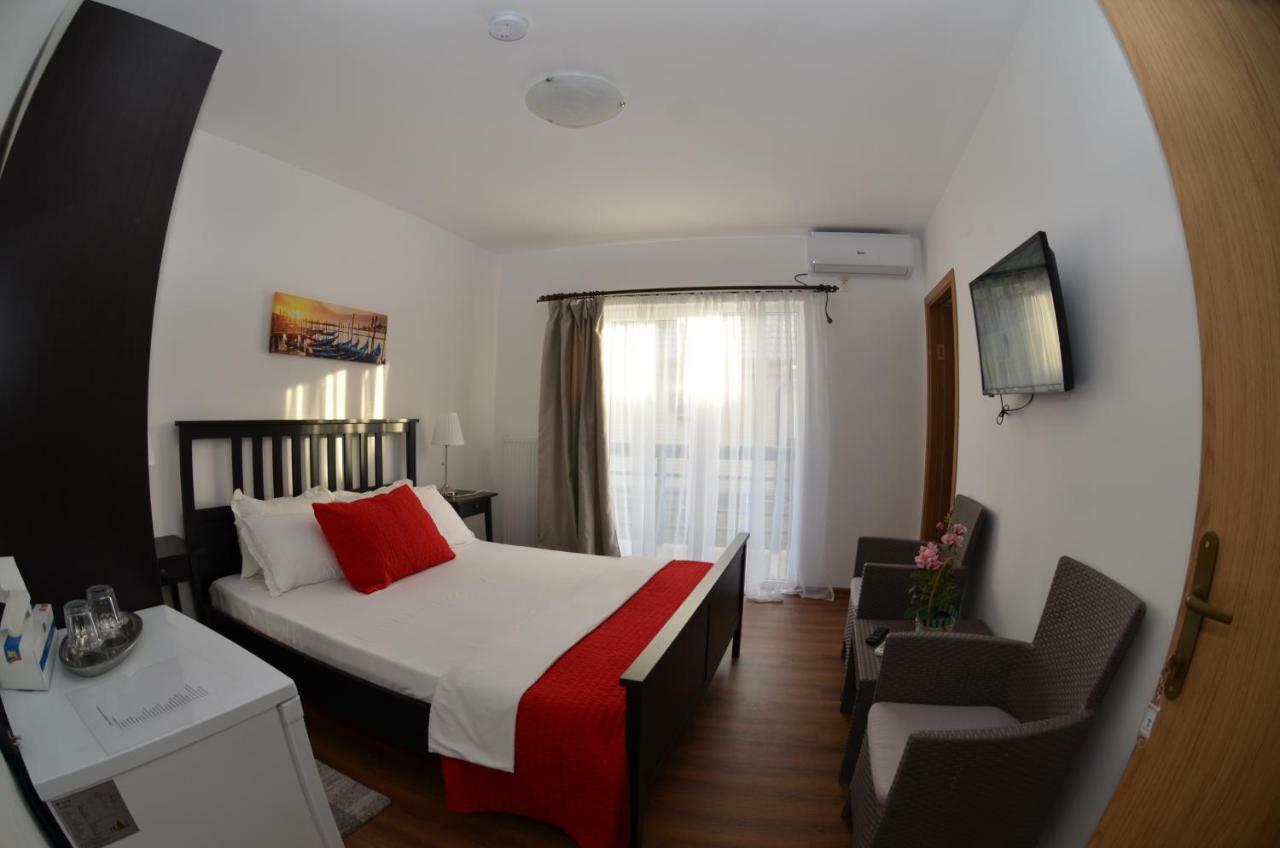 California Dreaming Hotel Năvodari Buitenkant foto